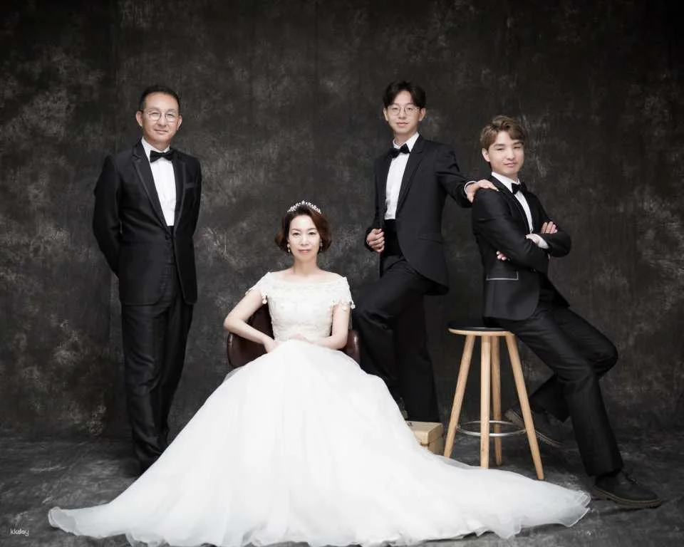 【Snap Shoot】 Seoul Nine Studio | Family Commemorative Wedding Photo Shoot | South Korea