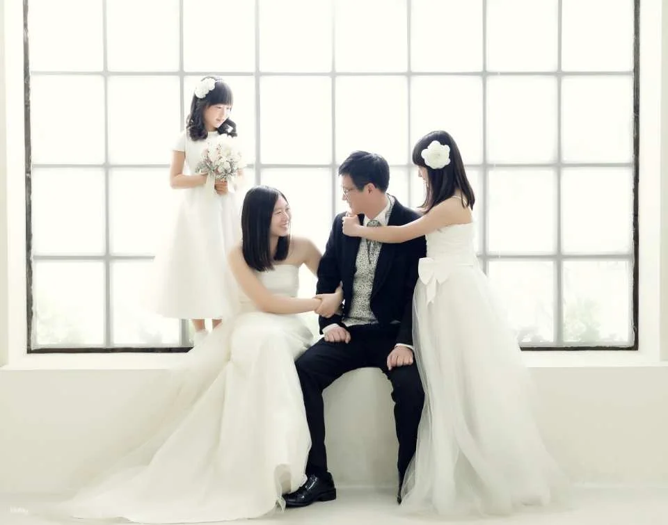 【Snap Shoot】 Seoul Nine Studio | Family Commemorative Wedding Photo Shoot | South Korea
