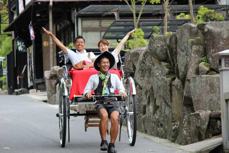 Miyajima Private Tour | EBISUYA's Rickshaw Experience | 30/ 60 /120 min