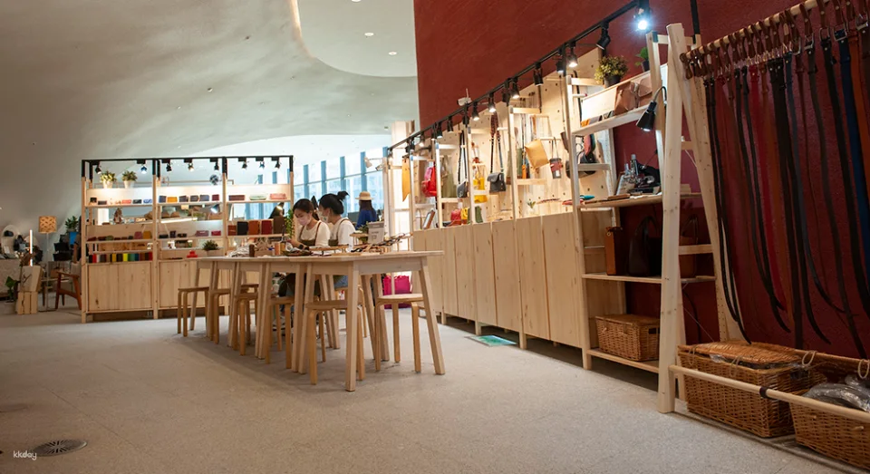 Taichung | Be Two Handmade Leather Goods Specialty Course