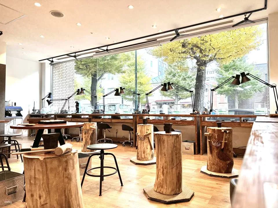 Hokkaido, Japan | Sapporo, Kobo Smith Keio Plaza Hotel | Handmade Silver Ring Experience