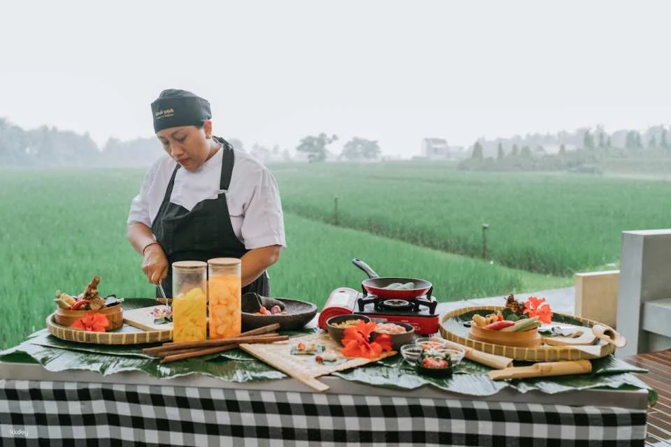 Balinese Culture Traditions & Heritage Experience | Purification Ceremony Experience, Balinese Kitchen Culture, Elephant Gate Picture-Perfect Tour