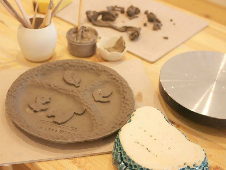 Pottery Trial In Tokoname Store