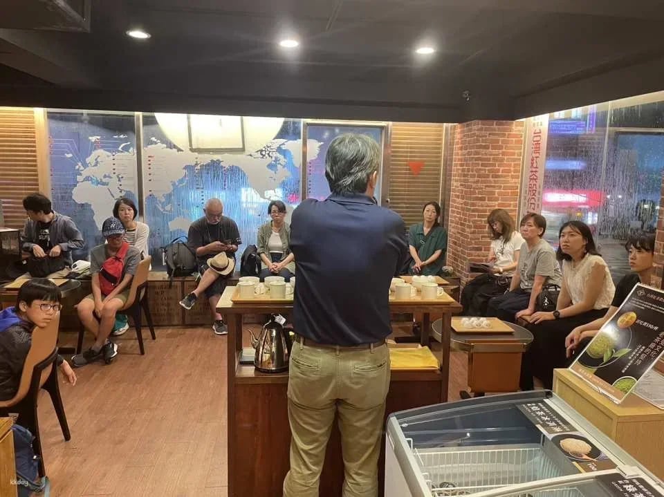 Taipei Yongkang Street | Taiwanese tea appreciation experience | Chinese, English, and Japanese Service