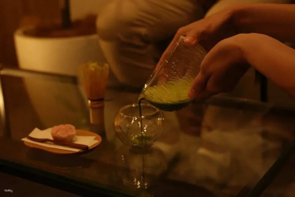 Ebisu, Tokyo｜Popular Scalp Massage in Tokyo DRYHEADSPA U.TA.TA.NE Ebisu