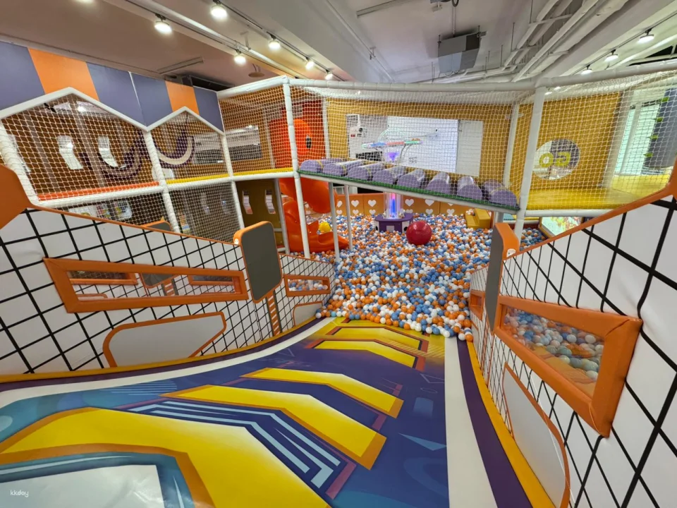 [Exclusive Offer for Children's Playground] Rainbow Egg Playhouse | Newly Opened in Wong Chuk Hang | 7600 sq ft | 3 Floors | 3 Climbing Frames | Large Ball Pit | Wong Chuk Hang | San Po Kong | North Point | Great Place for Families