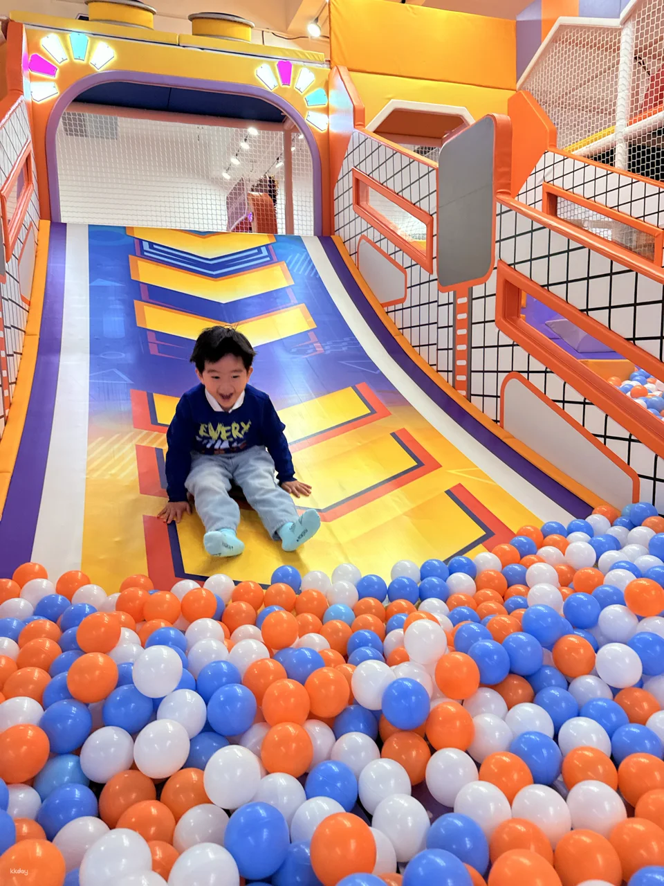 [Exclusive Offer for Children's Playground] Rainbow Egg Playhouse | Newly Opened in Wong Chuk Hang | 7600 sq ft | 3 Floors | 3 Climbing Frames | Large Ball Pit | Wong Chuk Hang | San Po Kong | North Point | Great Place for Families