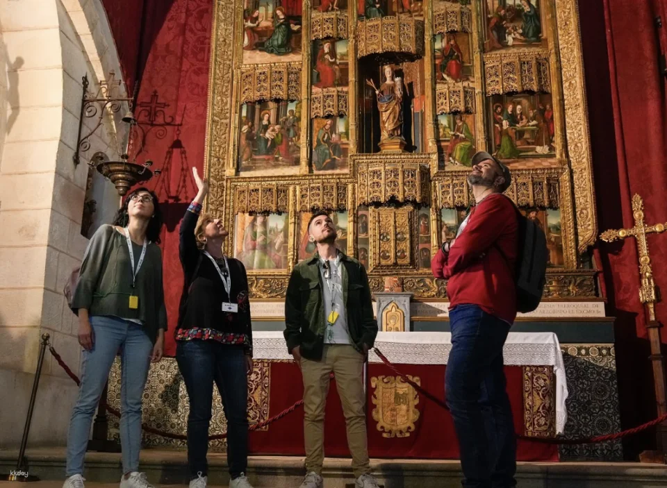 Segovia Day Trip from Madrid with Cathedral and Alcazar