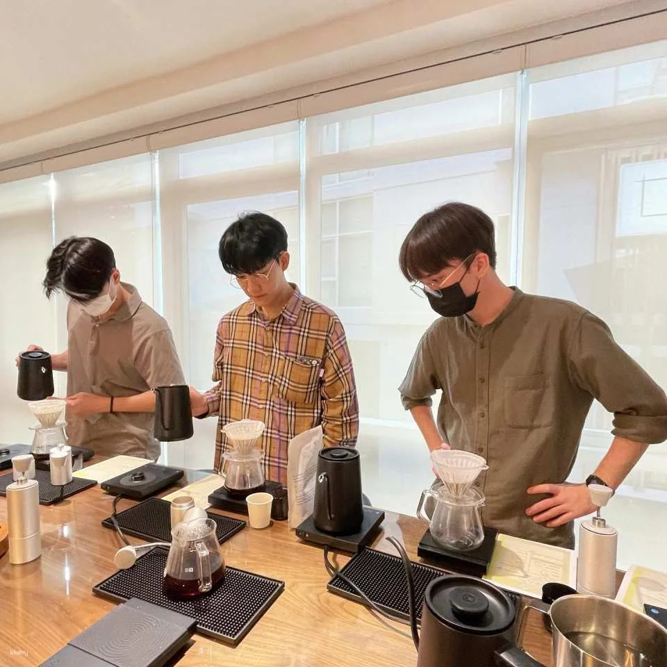 Brew and Taste Coffee Class at GUIDA Drip Bar | Bangkok