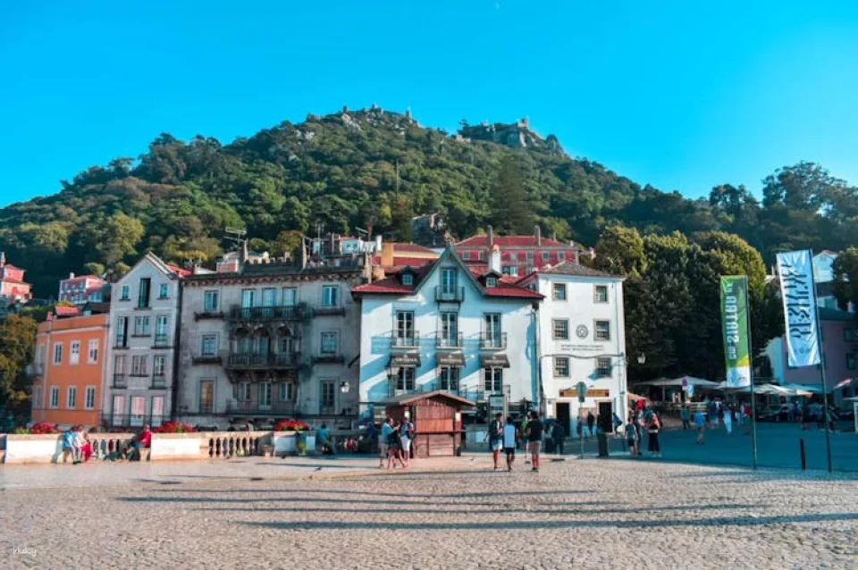 Sintra with Pena Palace, Cabo Da Roca and Cascais Tour from Lisbon