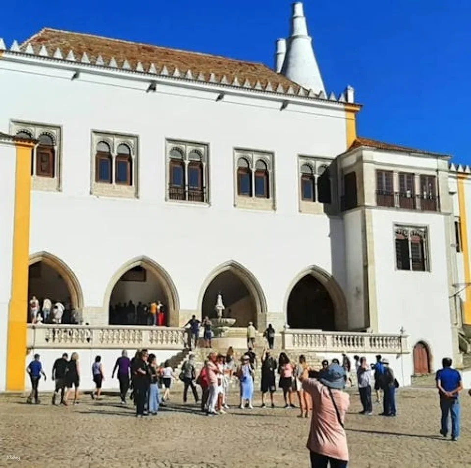 Sintra with Pena Palace, Cabo Da Roca and Cascais Tour from Lisbon