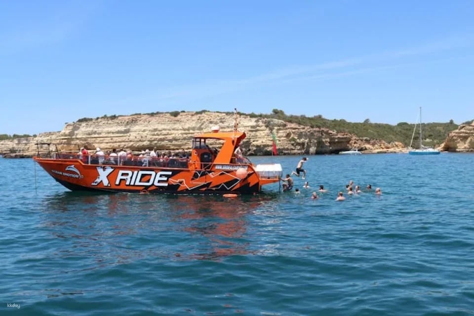 Dolphins and Caves Cruise Tour in Albufeira