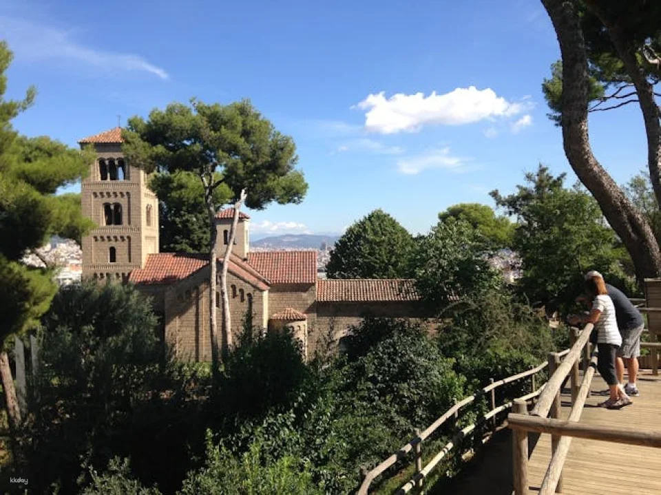 Poble Espanyol Skip-the-Line Tickets
