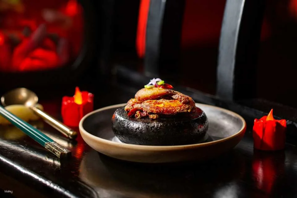 [KKday Exclusive Offer] Ancient Chengdu, China Immersive‧Han Culture Theme Dining Show‧Shuyanfu｜Lunch/Dinner｜Free Travel Souvenir Set (Panda Doll + Dahongpao Tea + Good Luck Coins)