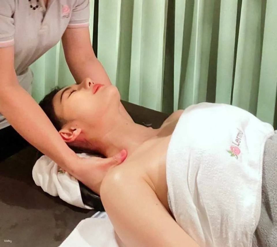 Head Massage Experience at Lur Sleep Salon (On Nut) | Thailand (268102)