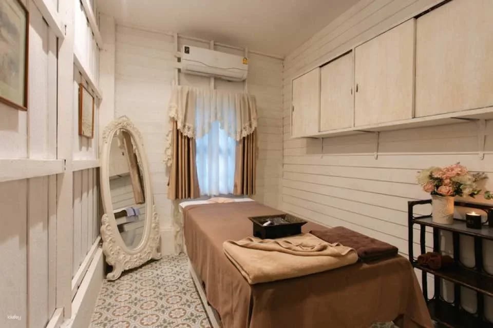 MYTH Apothecary Spa | Bangkok
