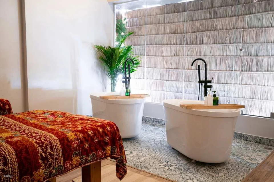 Siri Giriya Spa | Thailand