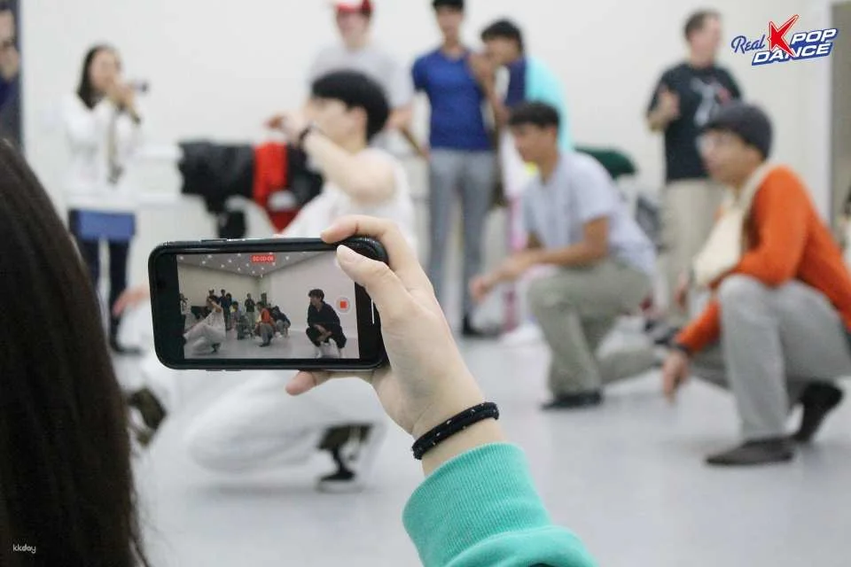 Real K-Pop Dance Studio Class (Photo & Video + Certificate) | Seoul