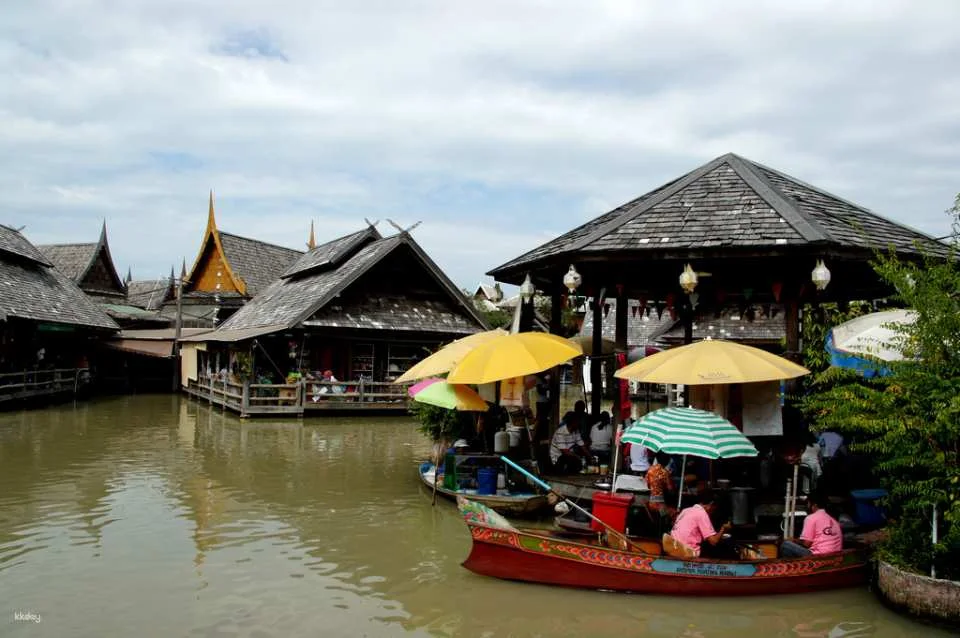 Pattaya Floating Market Boat Tour | Thailand