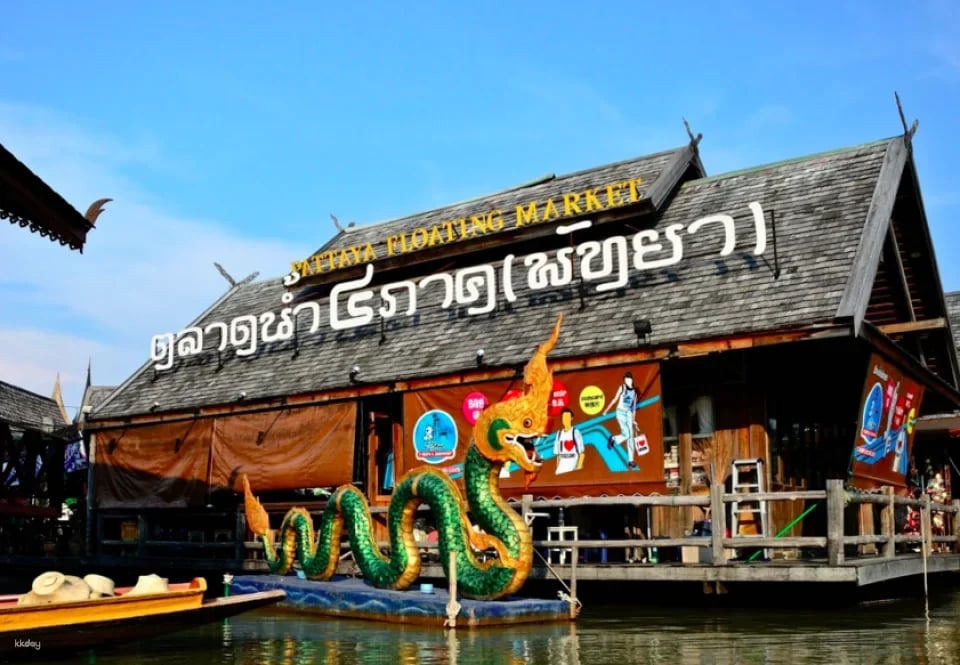 Pattaya Floating Market Boat Tour | Thailand