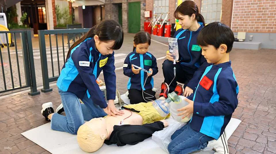 KidZania Fukuoka Admission Ticket