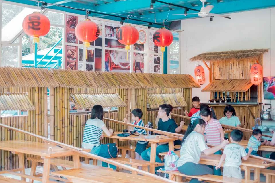 HSU’s Noodle in Shiding, New Taipei City | Flowing Noodles, Handmade Noodles, & Scallion Pancake DIY Experience | Family-Friendly Attraction in New Taipei