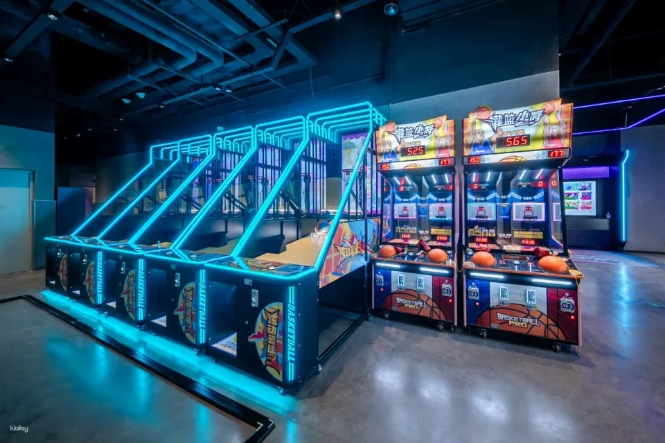 KP-FUN Trendy Amusement Street, Futian District, Shenzhen | Shenzhen's Largest Indoor Bumper Car Track | 70,000 sq ft, Two-Story, 100+ Tech-Savvy Playgrounds | Futian Zhongzhou Bay