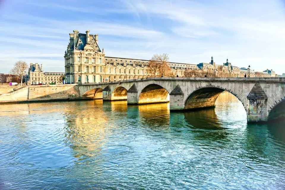 Paris Louvre Museum Ticket  with Tour Guide or Priority access to the Mona Lisa painting | optional Orsay ticket