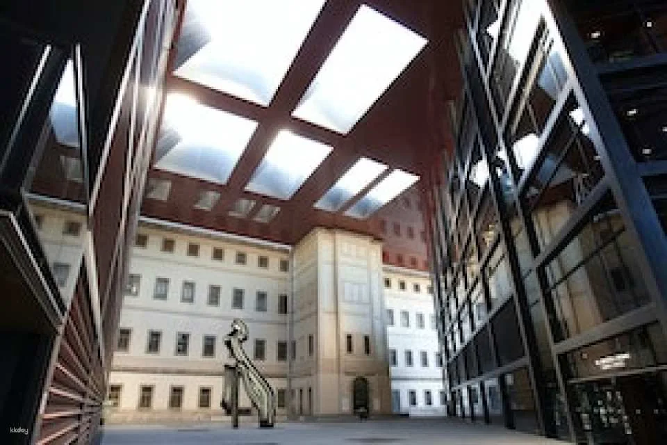 Reina Sofía Museum Skip the Line Ticket in Madrid | Spain