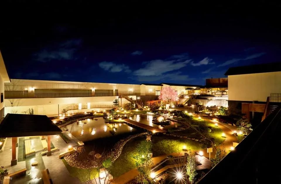 Osaka Bay Tower Solaniwa Onsen Hot Spring Ticket｜Japan