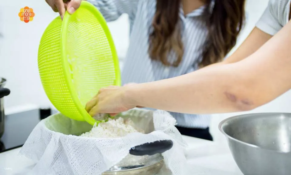 Donggeon Highville: Makgeolli Brewing Class | Seoul, South Korea