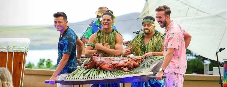 Sea Life Park | Aloha Kai Luau Dinner Show | Hawaii