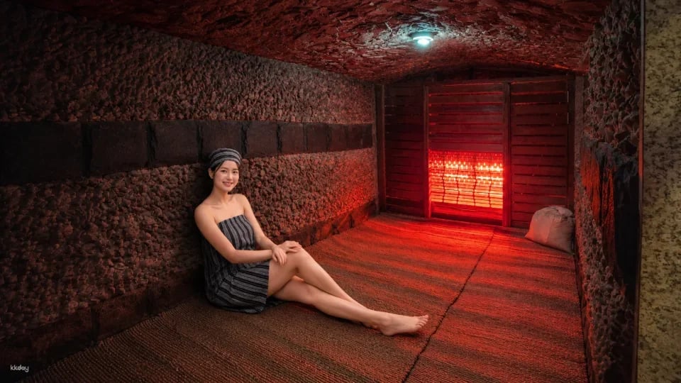 Myeongdong Hana Mud Korean Sauna, Body Scrub & Massage Spa for Women in Seoul