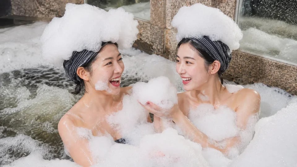 Myeongdong Hana Mud Korean Sauna, Body Scrub & Massage Spa for Women in Seoul