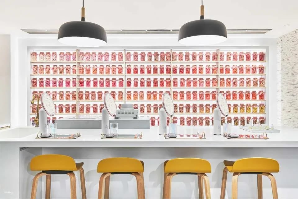 [KKday Exclusive Offer] Out of Colours - Personalized Lipstick Workshop | Lipstick Experience | Lip Gloss Experience | Family Destination | Girlfriend Destination | Causeway Bay Destination