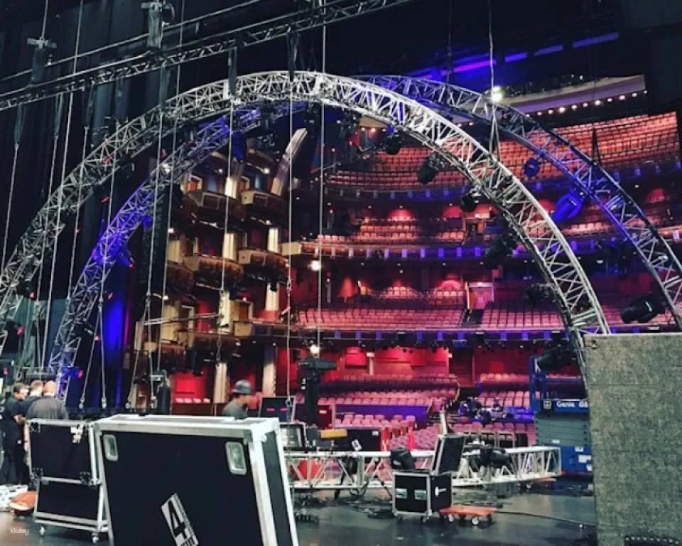 Dolby Theatre: Admission Ticket with English Guided Tour | Los Angeles