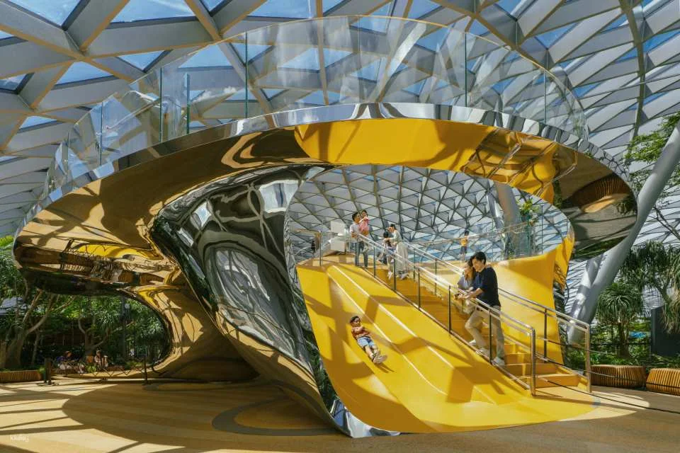 Jewel Changi Airport Attraction Tickets & Bundles: Canopy Park, Mastercard ® Canopy Bridge, Hedge Maze, Mirror Maze, Walking Net and Bouncing Net, Changi Studio | Singapore