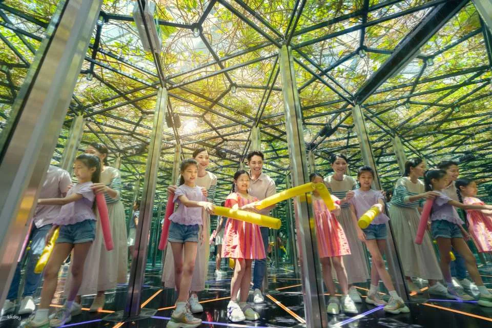Jewel Changi Airport Attraction Tickets & Bundles: Canopy Park, Mastercard ® Canopy Bridge, Hedge Maze, Mirror Maze, Walking Net and Bouncing Net, Changi Studio | Singapore
