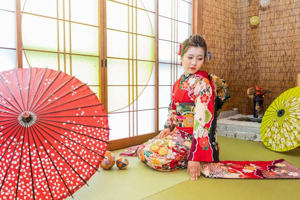 Fukuoka Elegance in Kimono with Professional Photoshoot Kayoikomachi