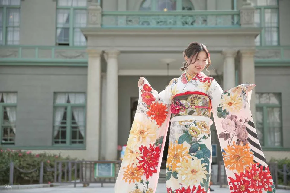 Fukuoka Elegance in Kimono with Professional Photoshoot Kayoikomachi