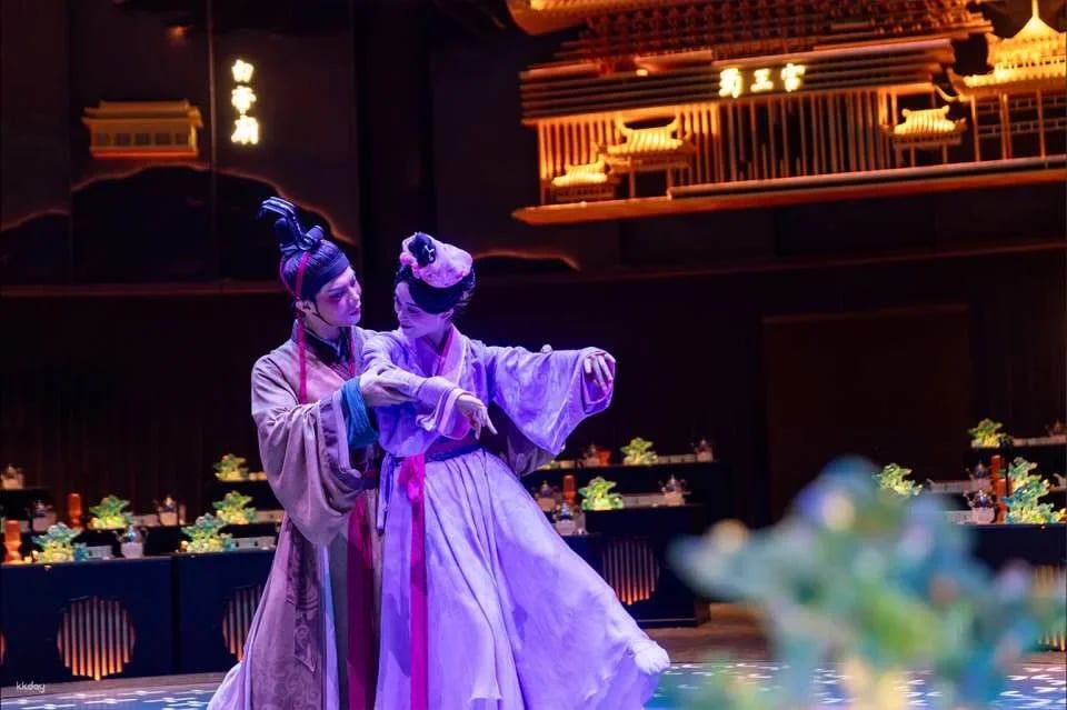 Chengdu Hotpot Show: Hotpot Cultural Performance | Chengdu Hongdingyan