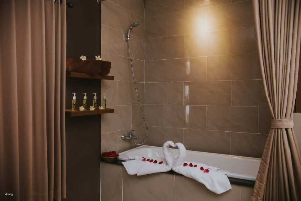 Kanaya Spa Massage Experience at The Sakaye Luxury Villas | Indonesia