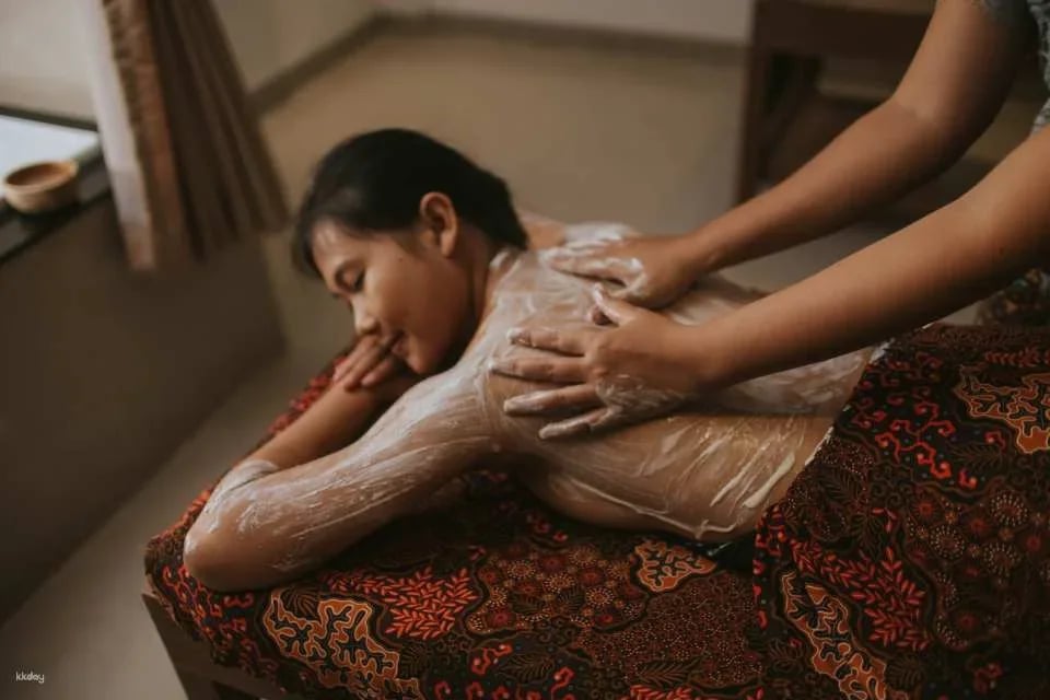 Kanaya Spa Massage Experience at The Sakaye Luxury Villas | Indonesia