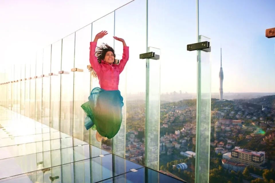 Istanbul Emaar SkyView experience with optional aquarium ticket