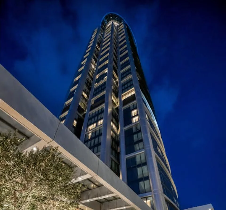 Istanbul Emaar SkyView experience with optional aquarium ticket