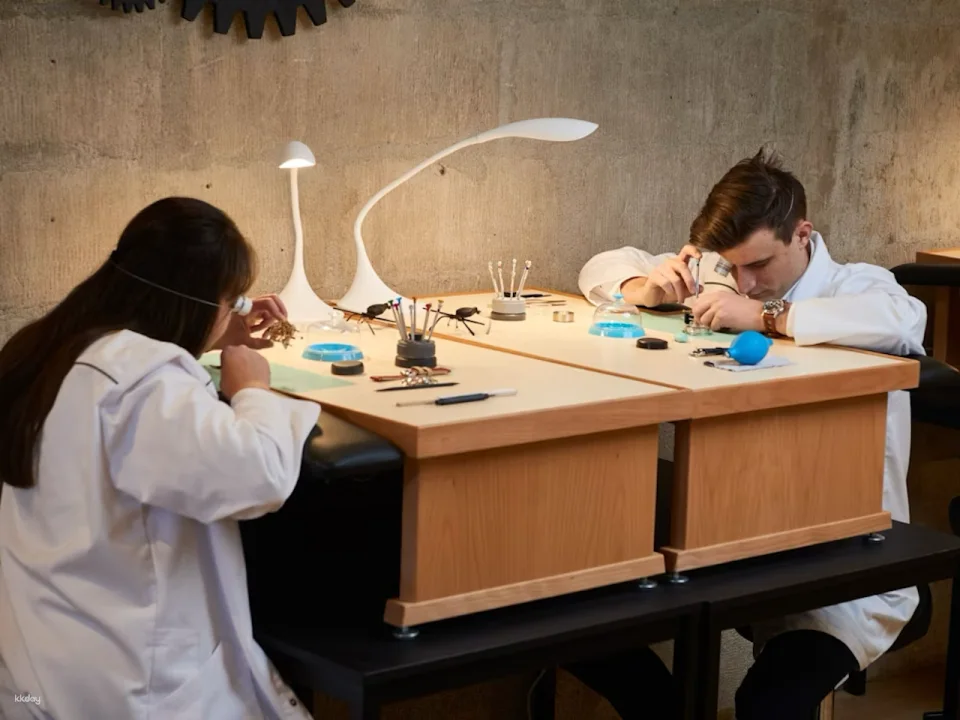 Half-Day Watchmaking Course Including a Watch to Take Home | Geneva, Switzerland