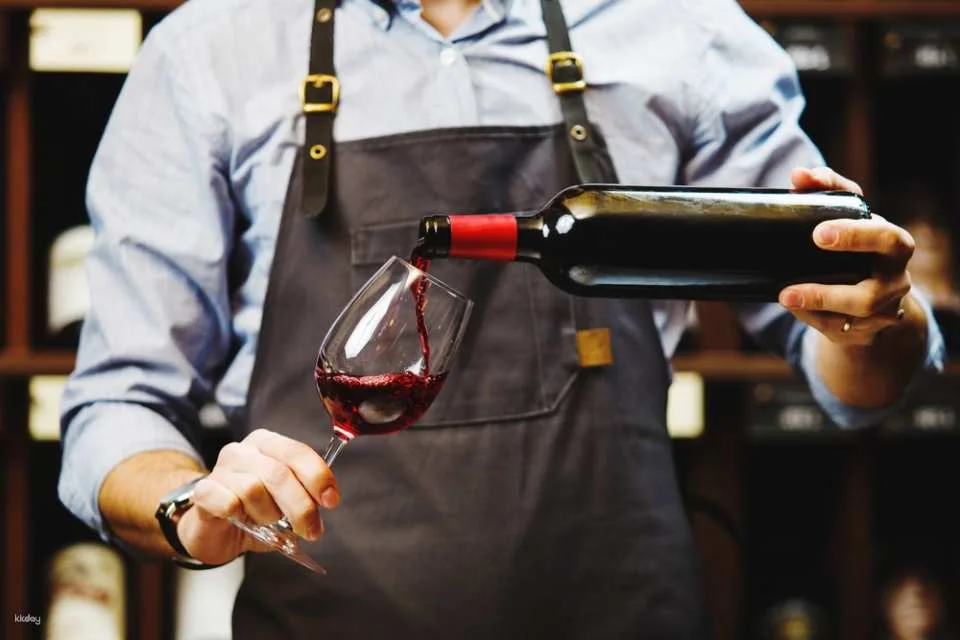 Symphony of Wines: Small Group Premium Tasting Experience in Florence | Italy