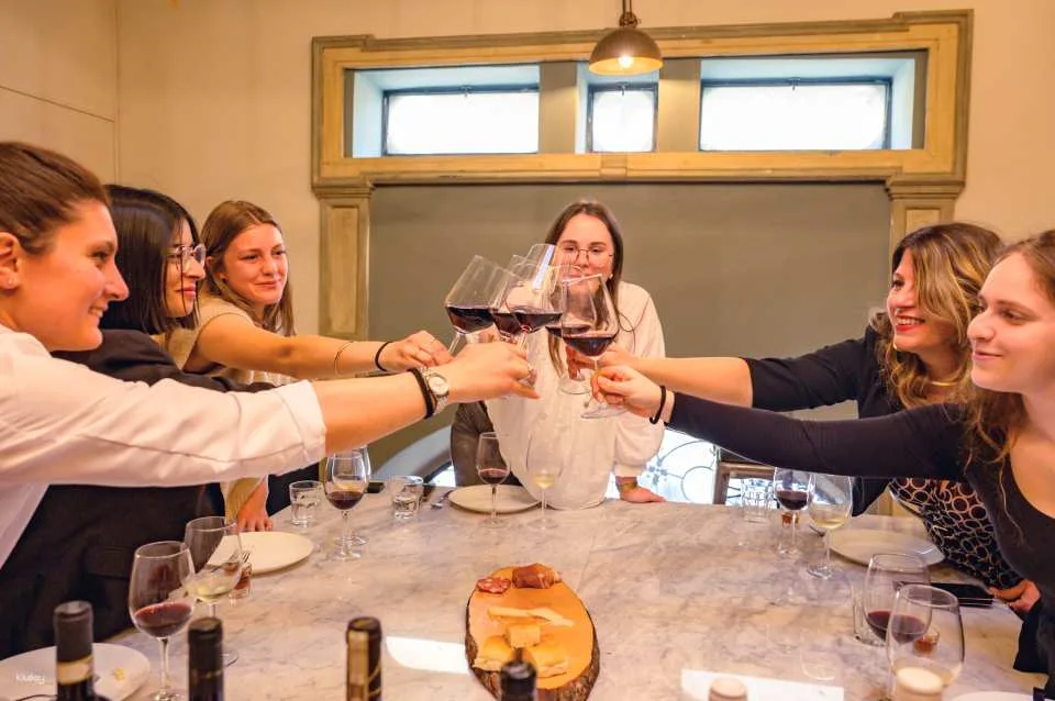 Cheers to Florence: an Exclusive Small-Group Wine Tasting Experience with Unlimited Wine
