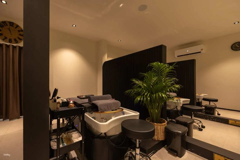Miu Miu Salon | Bangkok