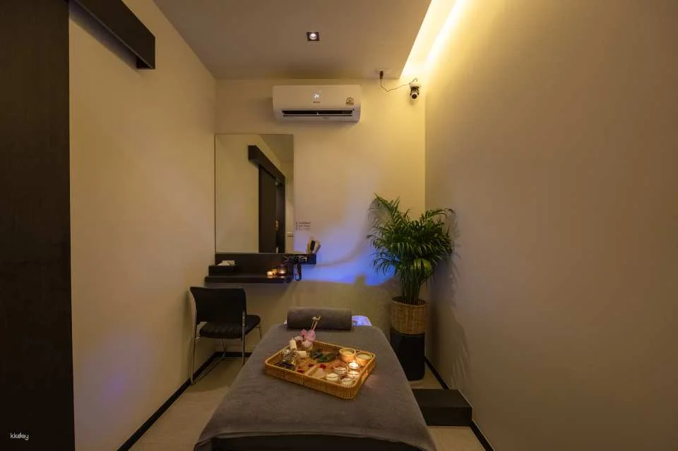 Miu Miu Salon | Bangkok